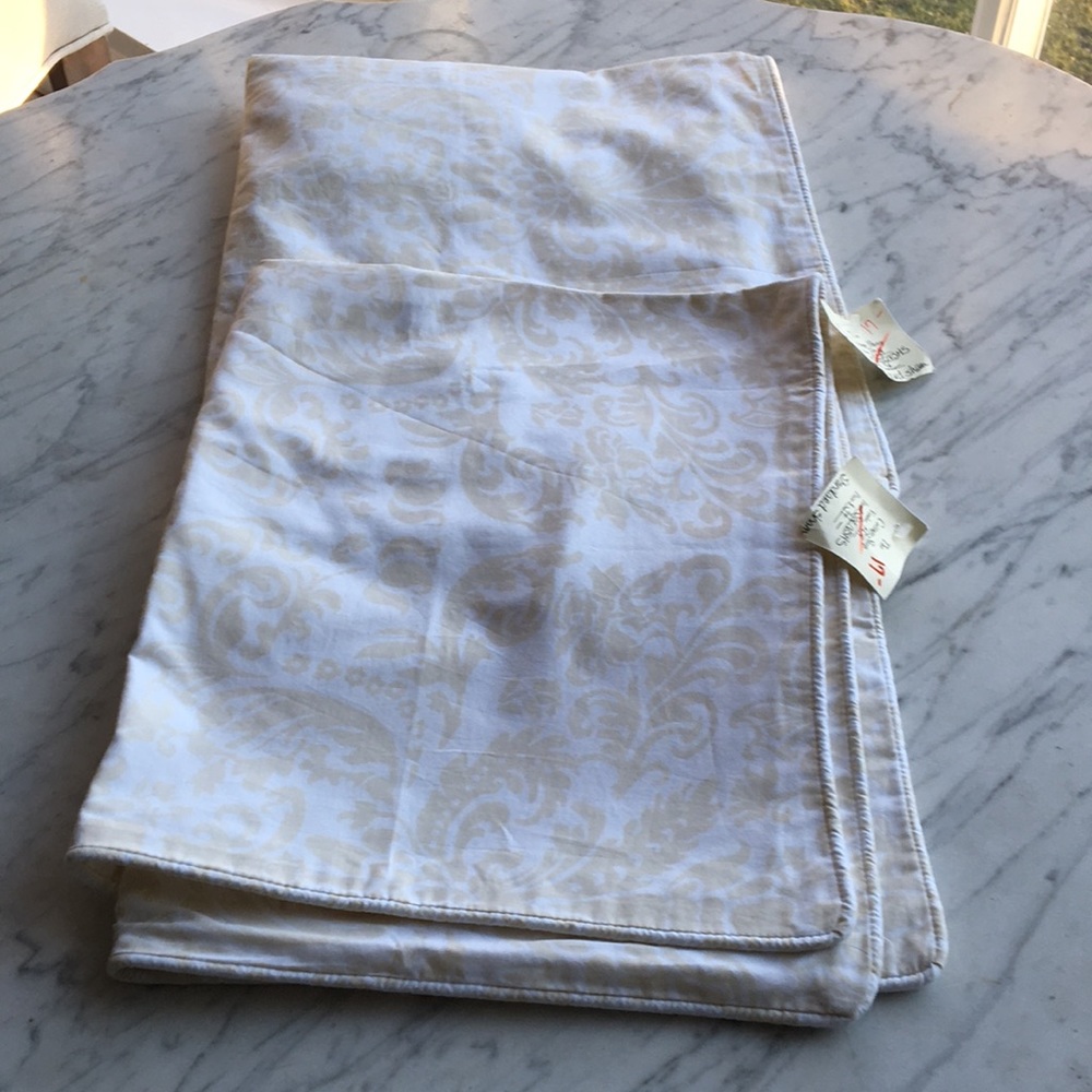 Pine Cone Hill standard pillow shams